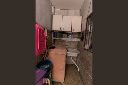 Casa à venda com 160m², 4 quartos e 2 vagas Casa à venda com 160m², 4 quartos e 2 vagasArea de Serviço