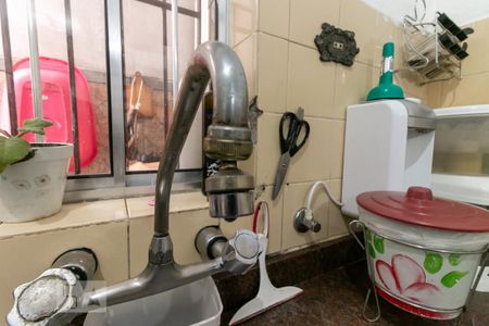 Casa à venda com 160m², 4 quartos e 2 vagas Casa à venda com 160m², 4 quartos e 2 vagasCozinha