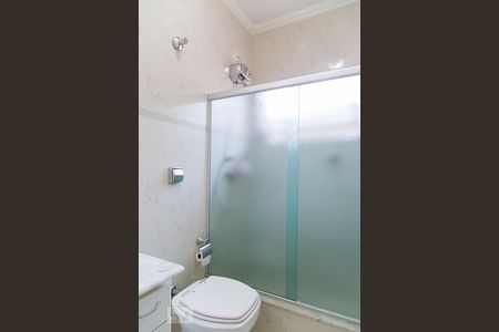 Casa à venda com 146m², 3 quartos e 2 vagasBanheiro da suíte