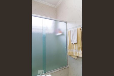 Casa à venda com 146m², 3 quartos e 2 vagasBanheiro da suíte