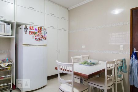 Casa à venda com 146m², 3 quartos e 2 vagasCozinha