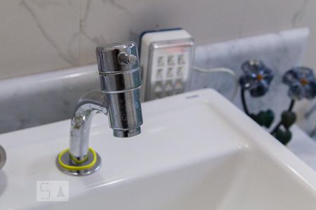 Casa à venda com 146m², 3 quartos e 2 vagasBanheiro da suíte - Torneira