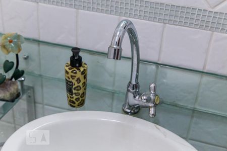 Casa à venda com 146m², 3 quartos e 2 vagasLavabo - Torneira