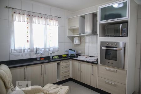 Casa à venda com 248m², 3 quartos e 6 vagasCozinha