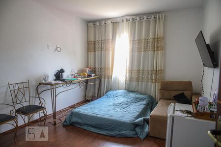 Casa à venda com 248m², 3 quartos e 6 vagasSuíte master