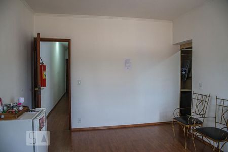 Casa à venda com 248m², 3 quartos e 6 vagasSuíte master