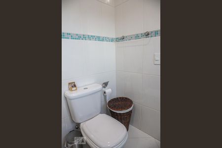 Casa à venda com 248m², 3 quartos e 6 vagasBanheiro da Suíte master