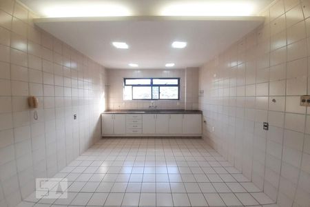 Apartamento à venda com 142m², 3 quartos e 2 vagasCozinha