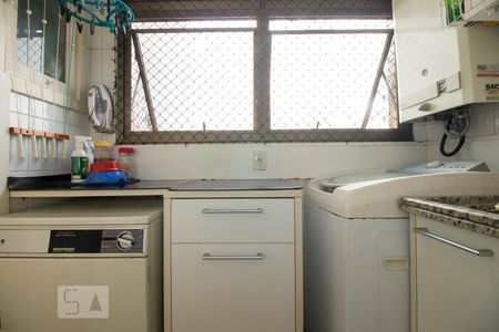 Apartamento à venda com 122m², 3 quartos e 2 vagasÁrea de Serviço