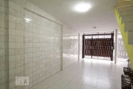 Casa à venda com 175m², 2 quartos e 2 vagasGaragem