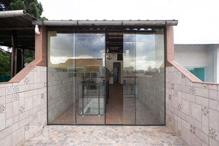 Casa à venda com 175m², 2 quartos e 2 vagasVaranda