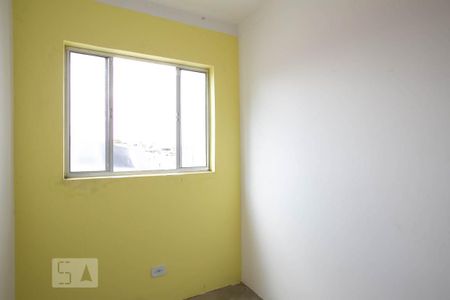 Casa à venda com 175m², 2 quartos e 2 vagasQuarto de Serviço