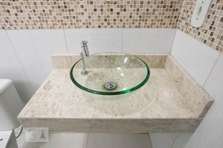 Casa à venda com 175m², 2 quartos e 2 vagasDetalhe