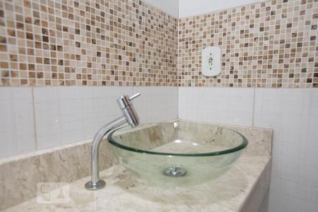 Casa à venda com 175m², 2 quartos e 2 vagasDetalhe