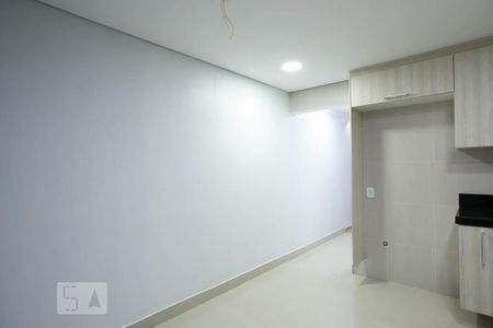 Casa à venda com 175m², 2 quartos e 2 vagasCozinha