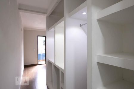 Casa à venda com 175m², 2 quartos e 2 vagasSuíte 1