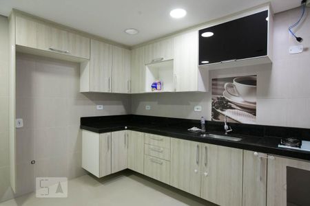 Casa à venda com 175m², 2 quartos e 2 vagasCozinha