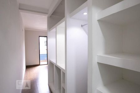 Casa à venda com 175m², 2 quartos e 2 vagasSuíte 1