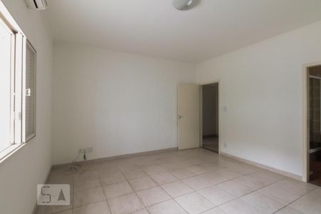 Casa à venda com 300m², 8 quartos e 9 vagas Casa à venda com 300m², 8 quartos e 9 vagasSuíte