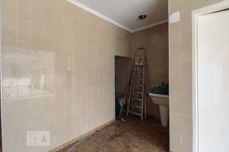 Casa à venda com 300m², 8 quartos e 9 vagas Casa à venda com 300m², 8 quartos e 9 vagasÁrea de serviço 1