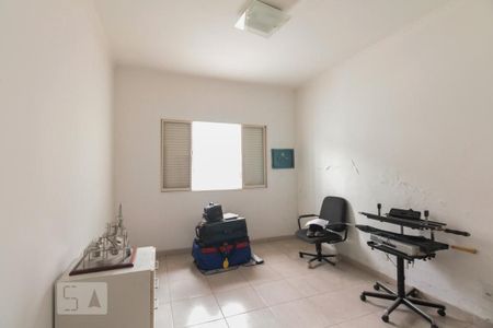 Casa à venda com 300m², 8 quartos e 9 vagas Casa à venda com 300m², 8 quartos e 9 vagasQuarto 4