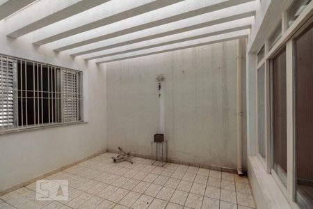 Casa à venda com 300m², 8 quartos e 9 vagas Casa à venda com 300m², 8 quartos e 9 vagasJardim de inverno