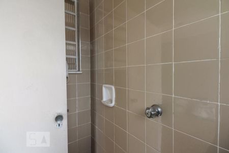 Casa à venda com 300m², 8 quartos e 9 vagas Casa à venda com 300m², 8 quartos e 9 vagasBanheiro de serviço