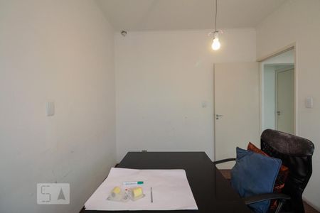 Casa à venda com 300m², 8 quartos e 9 vagas Casa à venda com 300m², 8 quartos e 9 vagasQuarto 2