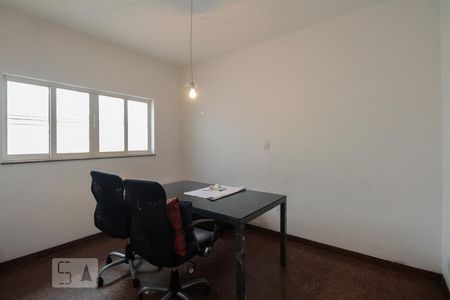 Casa à venda com 300m², 8 quartos e 9 vagas Casa à venda com 300m², 8 quartos e 9 vagasQuarto 2