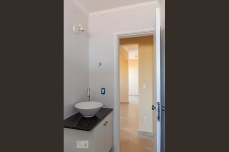 Apartamento à venda com 68m², 2 quartos e 1 vaga Apartamento à venda com 68m², 2 quartos e 1 vagaBanheiro