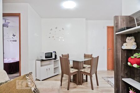 Apartamento à venda com 45m², 2 quartos e 1 vaga Apartamento à venda com 45m², 2 quartos e 1 vagaSala