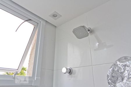 Apartamento à venda com 45m², 2 quartos e 1 vaga Apartamento à venda com 45m², 2 quartos e 1 vagaBanheiro