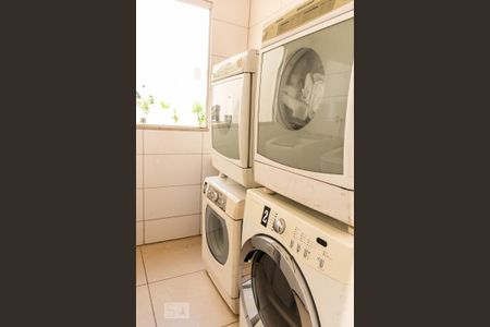 Apartamento para alugar com 28m², 1 quarto e 1 vaga Apartamento para alugar com 28m², 1 quarto e 1 vagaLavanderia