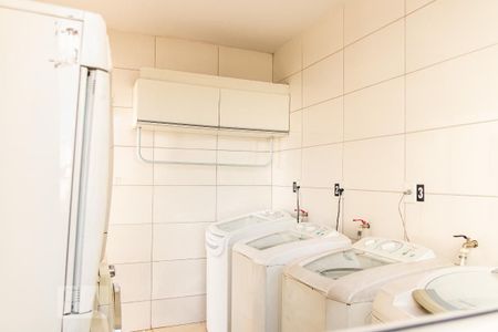 Apartamento para alugar com 28m², 1 quarto e 1 vaga Apartamento para alugar com 28m², 1 quarto e 1 vagaLavanderia