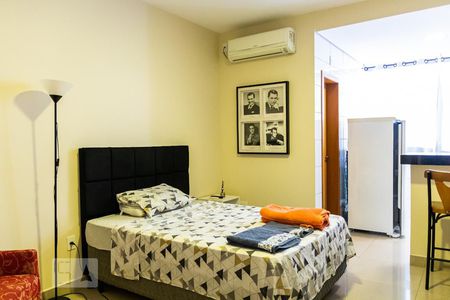 Quarto de apartamento à venda com 1 quarto, 28m² em Vila Paquetá, Belo Horizonte