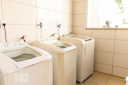 Apartamento para alugar com 28m², 1 quarto e 1 vaga Apartamento para alugar com 28m², 1 quarto e 1 vagaLavanderia