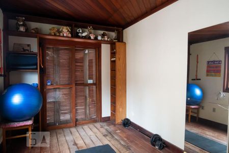 Apartamento à venda com 255m², 5 quartos e 2 vagasQuarto 3