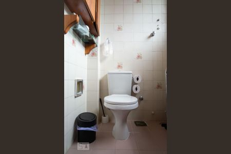 Apartamento à venda com 255m², 5 quartos e 2 vagasBanheiro da Suíte