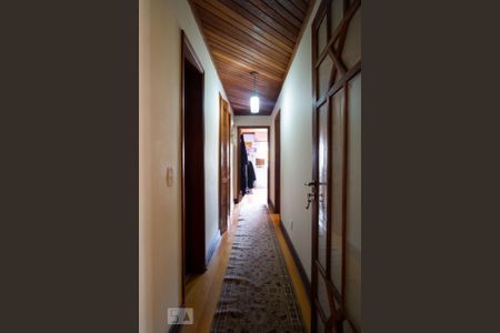 Apartamento à venda com 255m², 5 quartos e 2 vagasCorredor