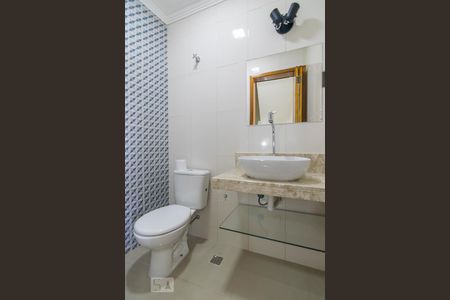 Lavabo de casa à venda com 2 quartos, 148m² em Parque Jaçatuba, Santo André