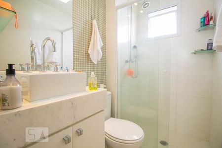 Banheiro da Suíte 1 de apartamento para alugar com 2 quartos, 94m² em Vila Gumercindo, São Paulo