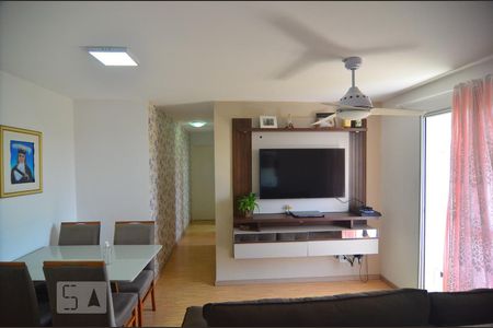 Sala de apartamento para alugar com 2 quartos, 49m² em Igara, Canoas