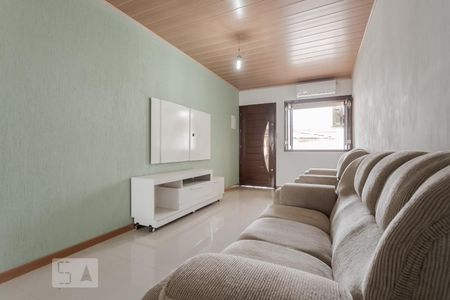 Sala de casa à venda com 2 quartos, 98m² em Rubem Berta, Porto Alegre