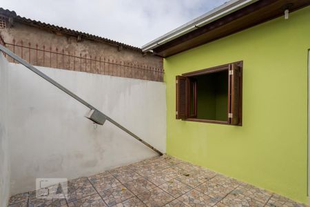 Casa à venda com 98m², 2 quartos e 1 vagaPátio