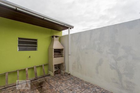 Casa à venda com 98m², 2 quartos e 1 vagaPátio