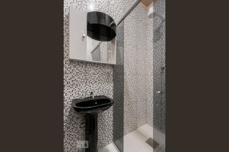 Casa à venda com 98m², 2 quartos e 1 vagaBanheiro Social