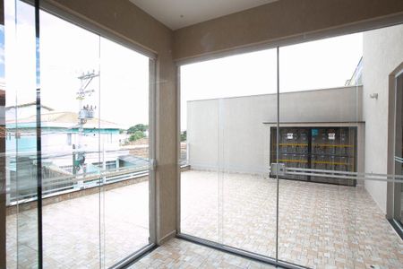 Apartamento à venda com 42m², 2 quartos e 1 vagaÁrea comum