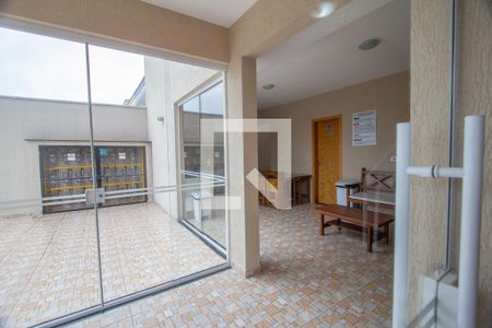 Apartamento à venda com 42m², 2 quartos e 1 vaga Apartamento à venda com 42m², 2 quartos e 1 vagaÁrea comum - Salão de festas