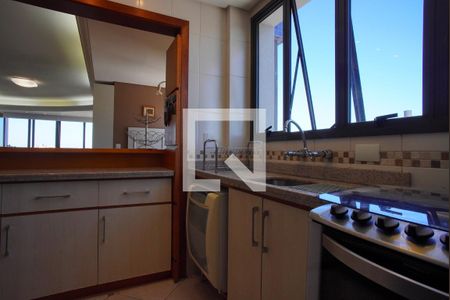 Apartamento à venda com 101m², 3 quartos e 2 vagasCozinha