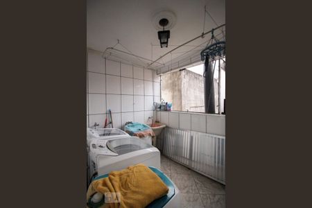 Casa à venda com 159m², 4 quartos e 1 vagaÁrea de Serviço